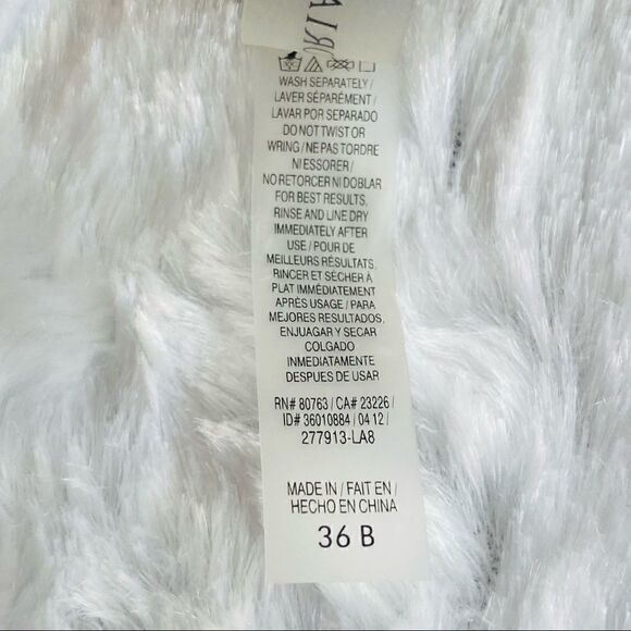 Victoria Secrets  lined and padded halter swim top - Picture 7 of 8